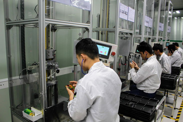 Quy trình sản xuất smartphone tại nhà máy của OPPO - Ảnh 8.
