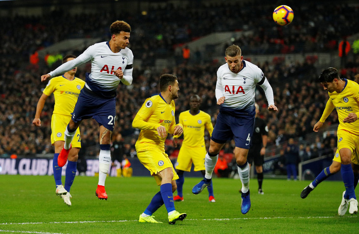 Tottenham buộc Chelsea thua trận đầu tiên - Ảnh 1.