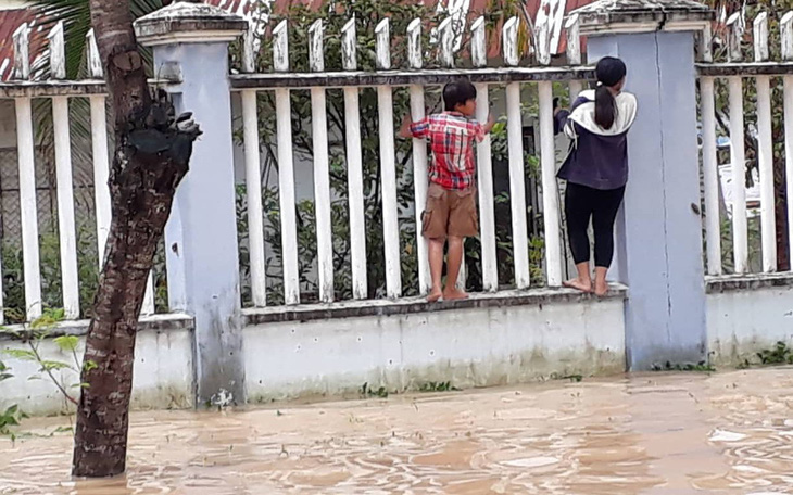 Mưa lớn, Nha Trang, Cam Ranh ngập diện rộng