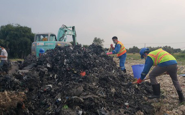 Ít nhất 15.000m3 chất thải đã được đem... san lấp mặt bằng