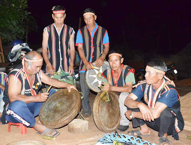 Gia Lai đã sẵn sàng cho ngày khai hội cồng chiêng - Ảnh 1.