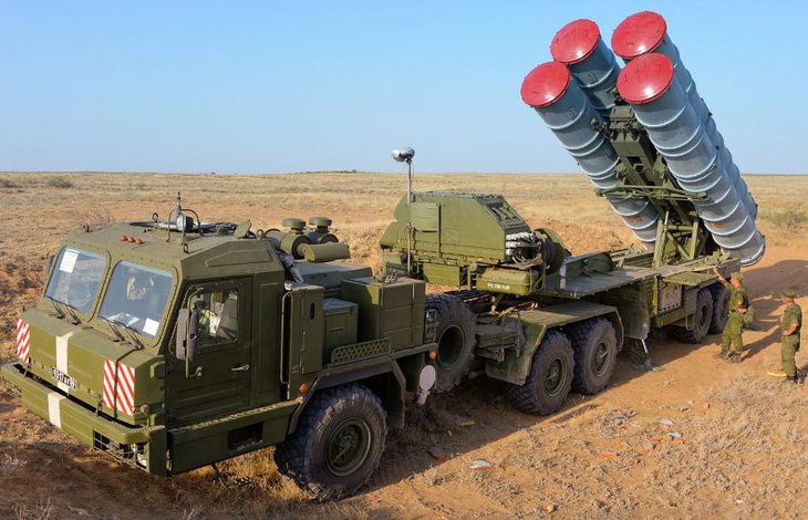 Nga triển khai thêm tên lửa S-400 trên bán đảo Crimea - Ảnh 1.
