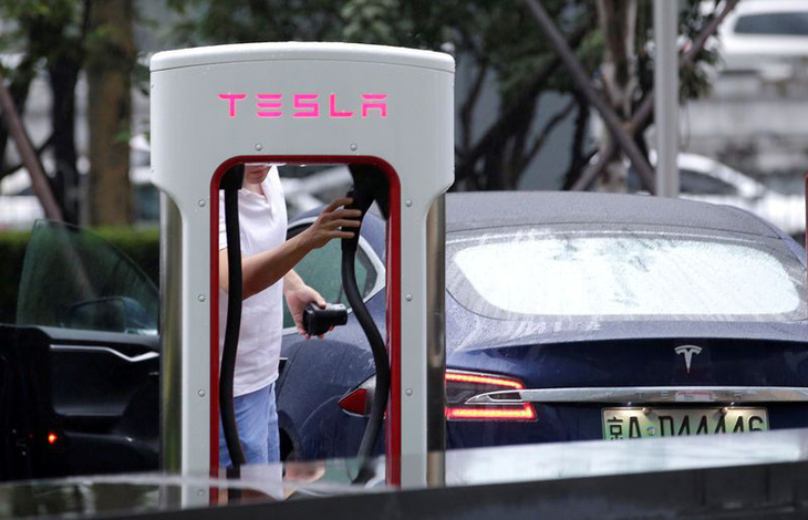 Tesla giảm 70% doanh số ở Trung Quốc vì chiến tranh thương mại? - Ảnh 1.