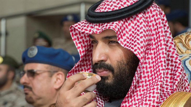 Thái tử Saudi Arabia thành ngôi sao bất đắc dĩ tại G20 - Ảnh 1.