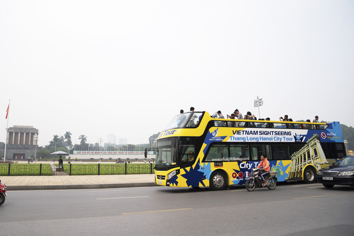 Thêm tuyến buýt 2 tầng tại Hà Nội - Ảnh 1.