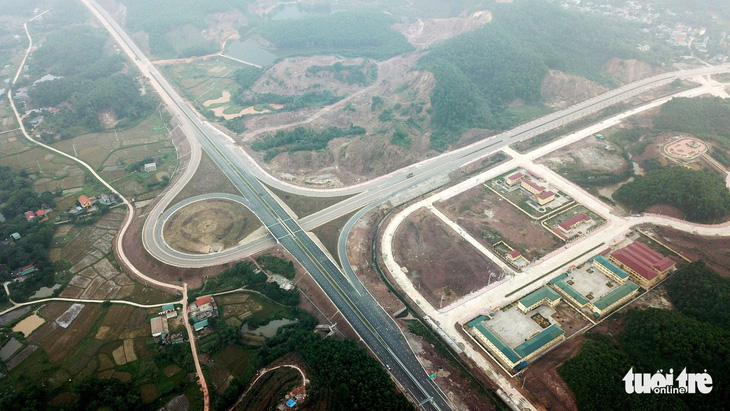 Đường cao tốc 12.000 tỉ giúp Hà Nội đi Vân Đồn chỉ còn 2,5 giờ - Ảnh 9.