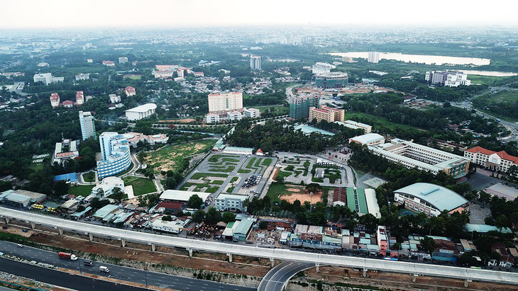 Đại học ở Việt Nam: Thành lập thì dễ, giải thể thì khó - Ảnh 1.