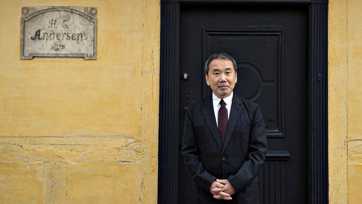 Nhà văn Murakami mở thư viện - Ảnh 1.