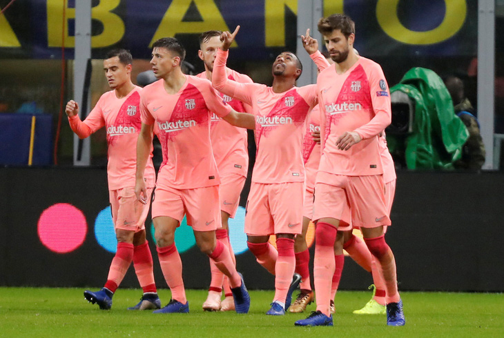 Barca giành vé đầu tiên vào vòng 16 đội - Ảnh 1.