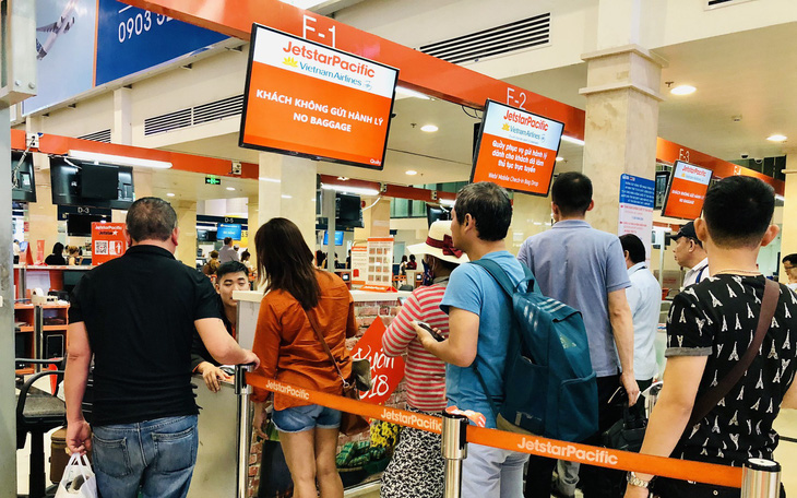 Chậm, hủy chuyến liên tục, lãnh đạo Jetstar Pacific nói 