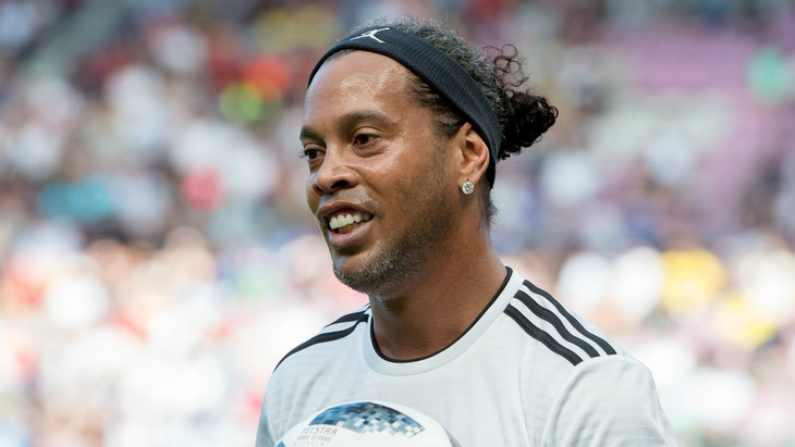 Ronaldinho chỉ còn 220.000 đồng trong ngân hàng - Ảnh 1.
