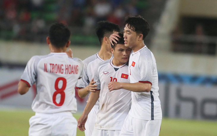 Việt Nam thắng dễ Lào ở trận ra quân AFF Cup 2018