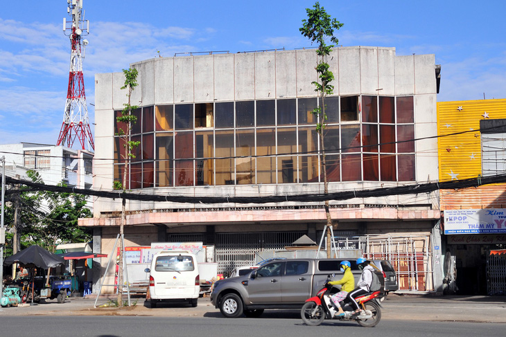 Bệnh viện, rạp hát cũ ở Biên Hòa vào bảng đất vàng đấu giá - Ảnh 2.