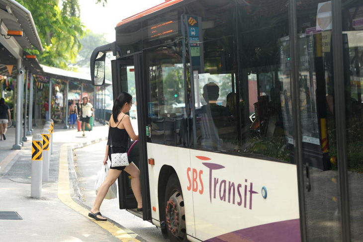 Singapore thử nghiệm dịch vụ xe buýt theo yêu cầu - Ảnh 1.