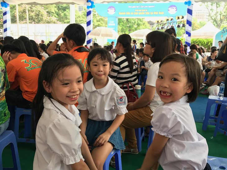 Hà Nội dành trên 3.800 tỉ đồng cho trẻ em uống sữa - Ảnh 1.