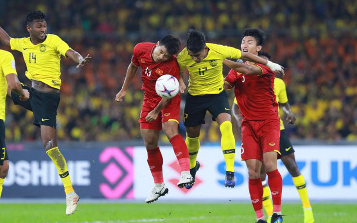 Bỏ lỡ nhiều cơ hội, Việt Nam chờ quyết đấu Malaysia tại Mỹ Đình