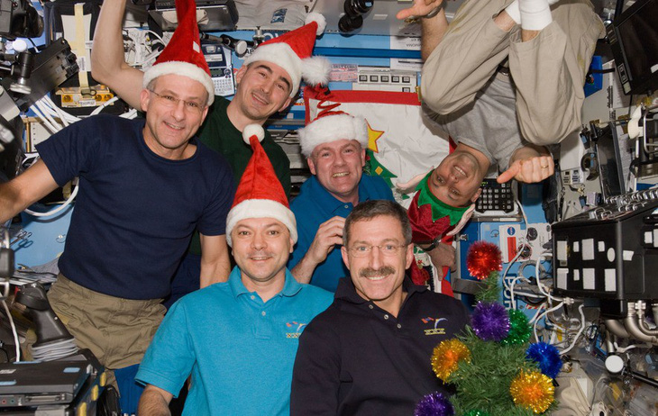 Có gì trong tiệc mừng giáng sinh trên trạm ISS? - Ảnh 2.