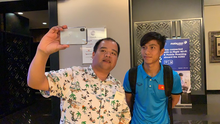 HLV Park Hang Seo và tuyển Việt Nam lạc quan ngày về - Ảnh 6.
