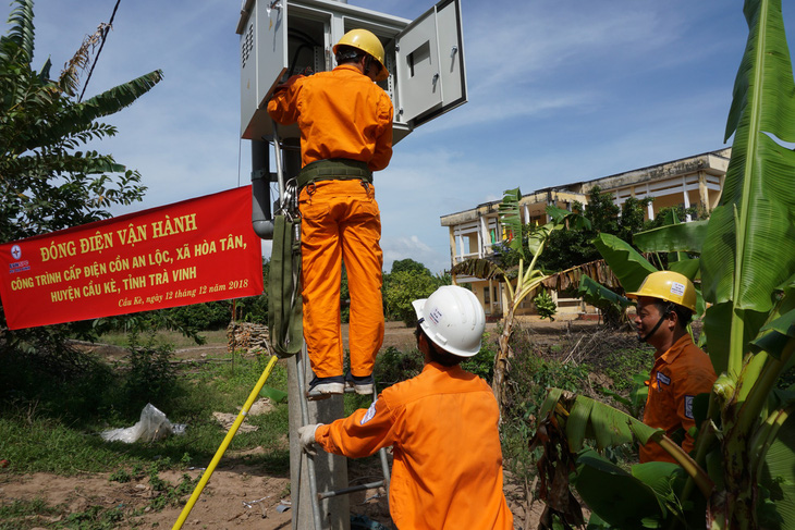 “Ốc Đảo” cồn Bần Chát hòa điện lưới quốc gia - Ảnh 1.