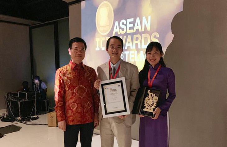 ĐH Duy Tân giành giải bạc tại ASEAN ICT Awards 2018 - Ảnh 1.
