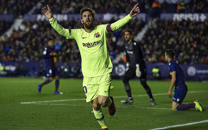 Messi lập hat-trick, Barcelona nhấn chìm Levante