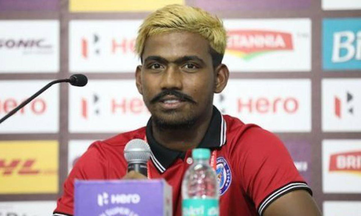 Cầu thủ trẻ nhất ghi bàn tại Giải vô địch Ấn Độ’ gian lận đến… 12 tuổi - Ảnh 1.