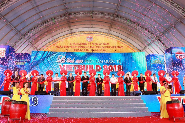 Hơn 2.200 gian hàng tham gia triển lãm Vietbuild Home 2018 - Ảnh 1.