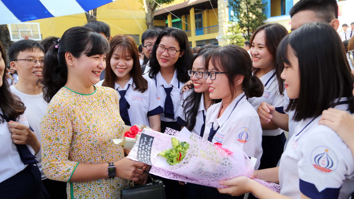 Chuẩn hiệu trưởng, chuẩn giáo viên: Không phải để tạo áp lực  - Ảnh 1.