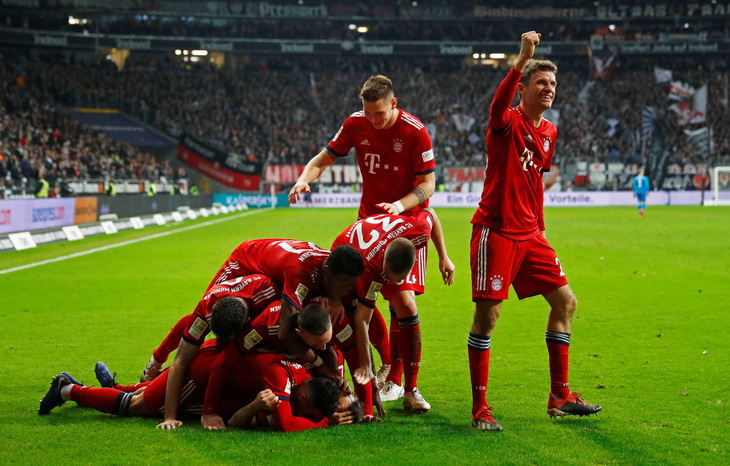 Ribery lập cú đúp giúp Bayern Munich vươn lên thứ 2 - Ảnh 2.