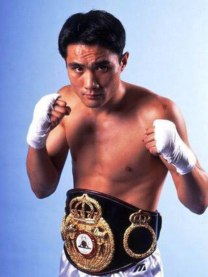 Cựu vô địch quyền anh thế giới Shinji Takehara biểu diễn tại TP.HCM - Ảnh 1.