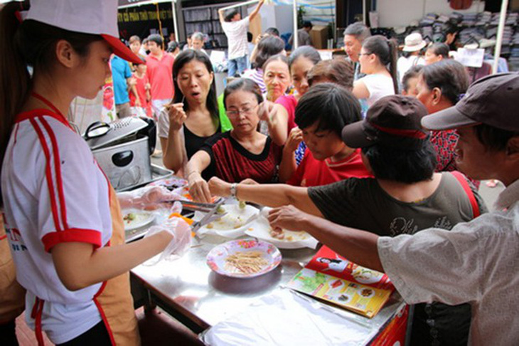 27/12: Khai mạc Hội chợ Xúc tiến tiêu dùng năm 2018 - Ảnh 1.