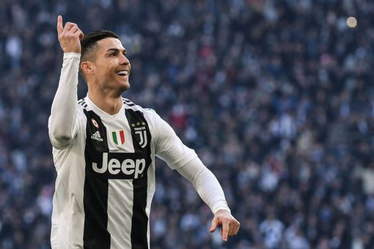 Ronaldo lập cú đúp, Juventus vững vàng đỉnh bảng - Ảnh 1.