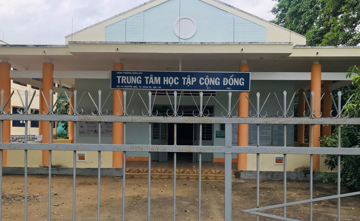 Nổ súng tại trụ sở, phó chủ tịch HĐND phường bị bắn chết - Ảnh 3.