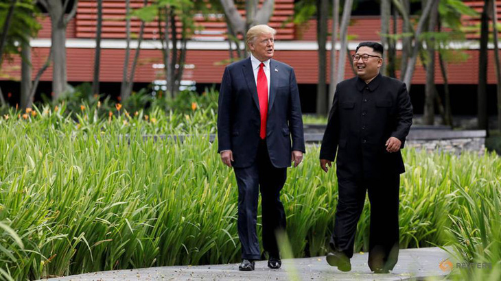 Tổng thống Trump nói sẽ thực hiện các mong muốn của ông Kim Jong Un - Ảnh 1.