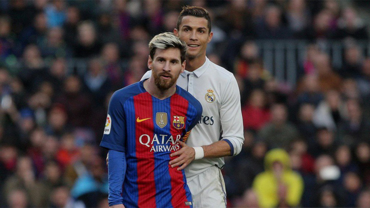 Nhìn lại 1 năm của Messi và Ronaldo trong 60 giây - Ảnh 4.