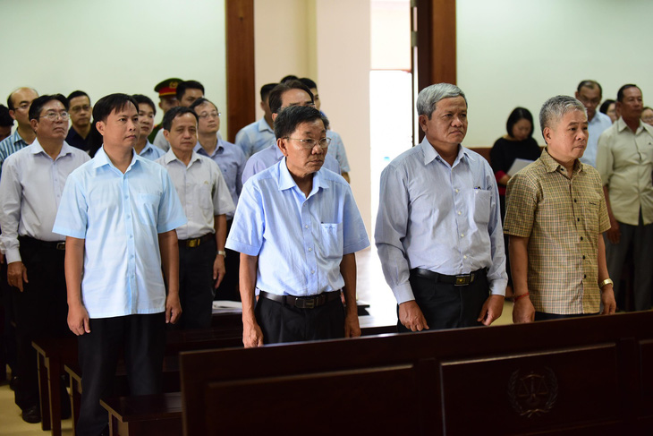 Cựu phó thống đốc Đặng Thanh Bình được hưởng án treo - Ảnh 1.
