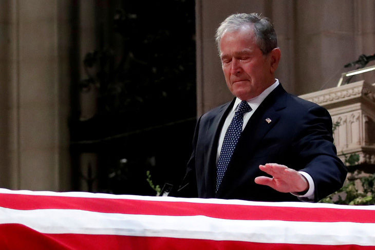 4 cựu tổng thống Mỹ dự tang lễ tổng thống Bush cha - Ảnh 4.