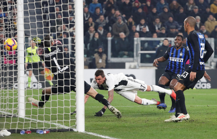 Mandzukic giúp Juventus khuất phục Inter Milan - Ảnh 1.