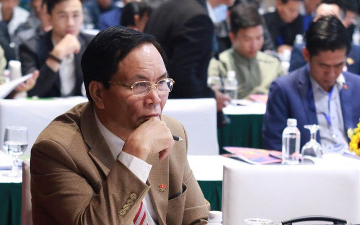 Ông Cấn Văn Nghĩa bất ngờ giành chức Phó chủ tịch tài chính VFF