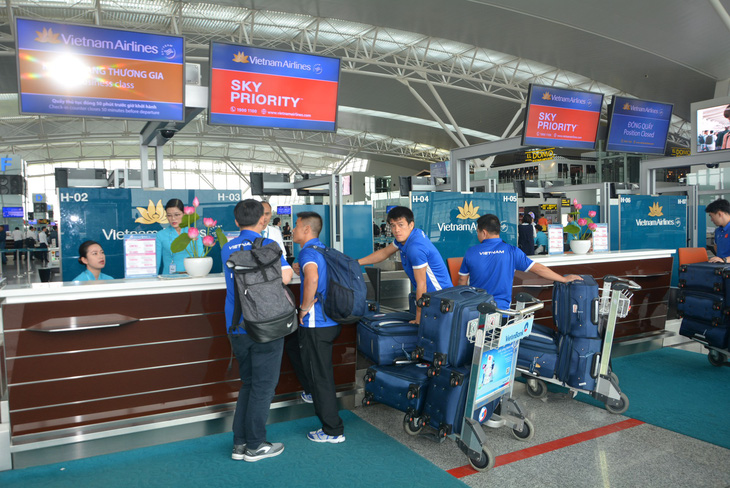 Tiếp tục tăng chuyến bay phục vụ cổ động viên đến Malaysia - Ảnh 1.