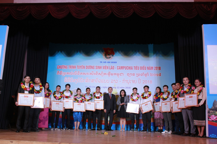 Tuyên dương 130 sinh viên Lào, Campuchia tiêu biểu - Ảnh 1.