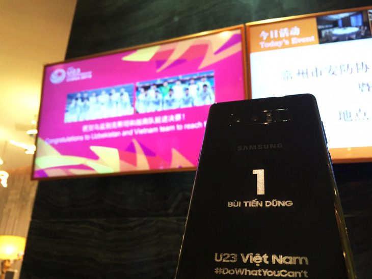 Samsung Vina tặng đội tuyển U-23 VN phần quà trị giá 1,2 tỉ đồng - Ảnh 2.