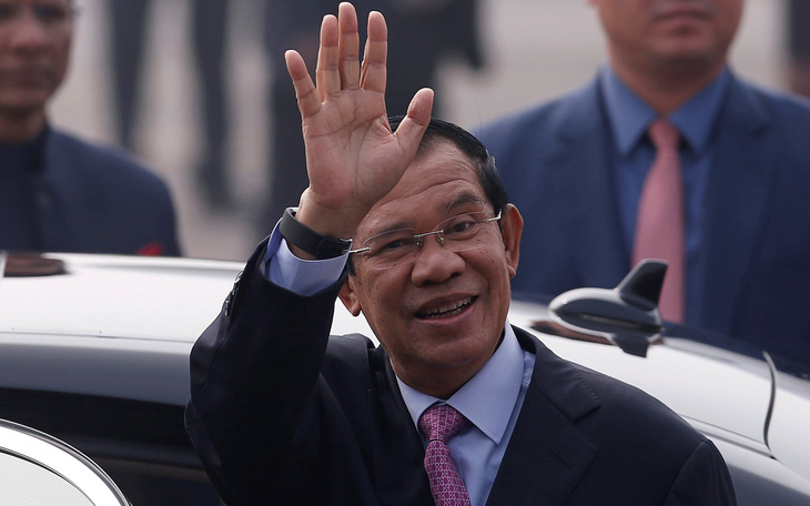 Facebook bị kiện vì tài khoản của thủ tướng Hun Sen tăng ‘Like’ quá nhanh