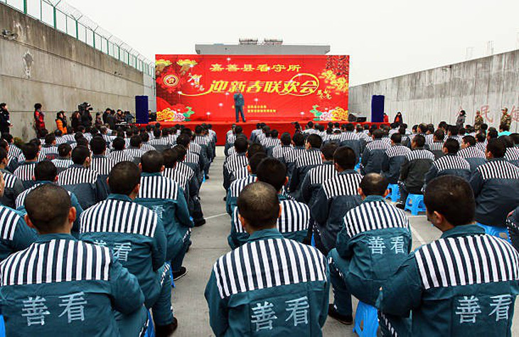 Trung Quốc ân xá 1.300 tù nhân về quê ăn Tết - Ảnh 2.