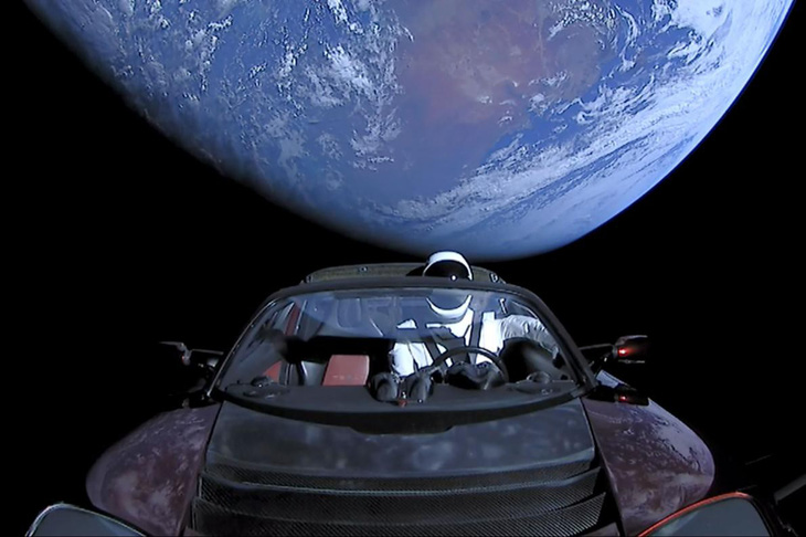 Số phận kỳ lạ của siêu xe Tesla của tỉ phú Elon Musk - Ảnh 1.