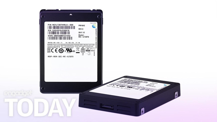 Samsung tung ra ổ cứng SSD kỷ lục thế giới dung lượng 30TB - Ảnh 1.