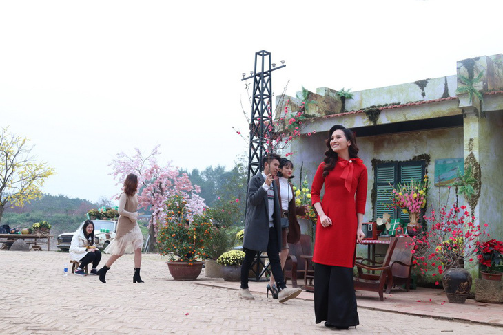 Hoa hậu Sao Mai kết hợp Châu Đăng Khoa làm MV mùa xuân - Ảnh 5.