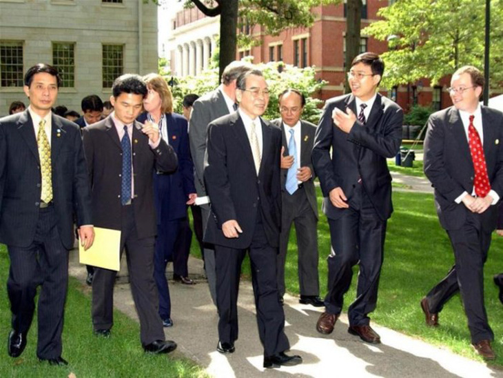 Nguyên Thủ tướng Phan Văn Khải - người đi đầu mở cửa kinh tế - Ảnh 3.