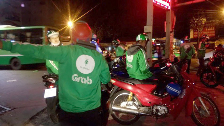 Grab giả lộng hành Bến xe miền Đông và Tân Sơn Nhất - Ảnh 1.