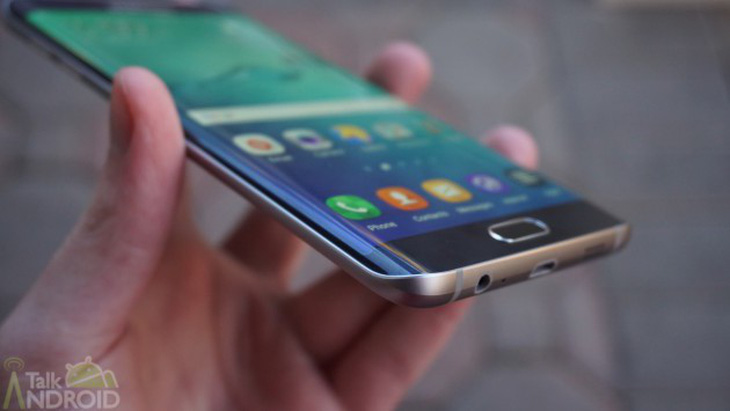 Trước giờ ra mắt Galaxy S9: Nhìn lại các đời Galaxy S của Samsung - Ảnh 7.